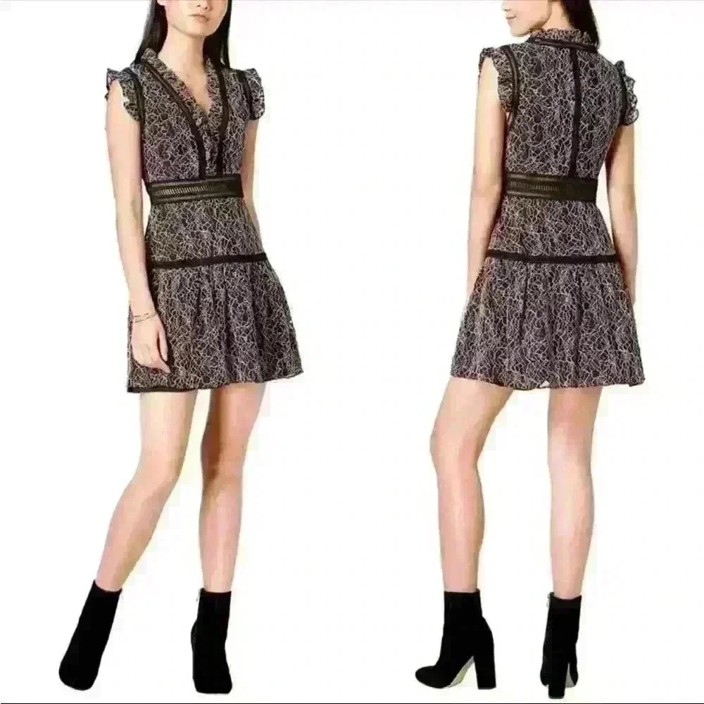 Mare Mare Women’s Gopal Ruffled Lace Dress. Size small